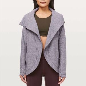 Lululemon Rulu Rally wrap size 4